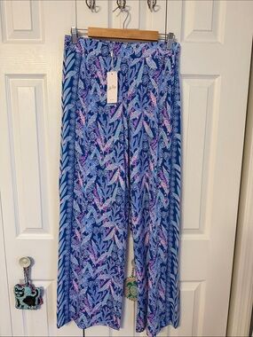 Brand new with tags, Lilly Pulitzer  Allena knit Palazzo pant size medium